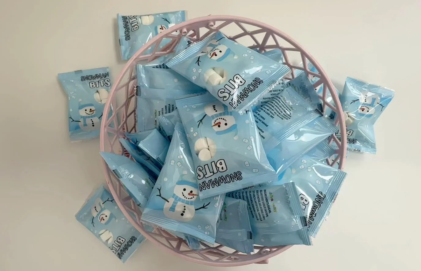 4E's Novelty 50 Packs "Snowman Bits" Mini Marshmallow Packets, Vanilla Flavored, 14 Marshmallows in Each Bag, Bulk Individually Wrapped Christmas Marshmallows For Hot Chocolate Bar Supplies Party Treats - Image 2