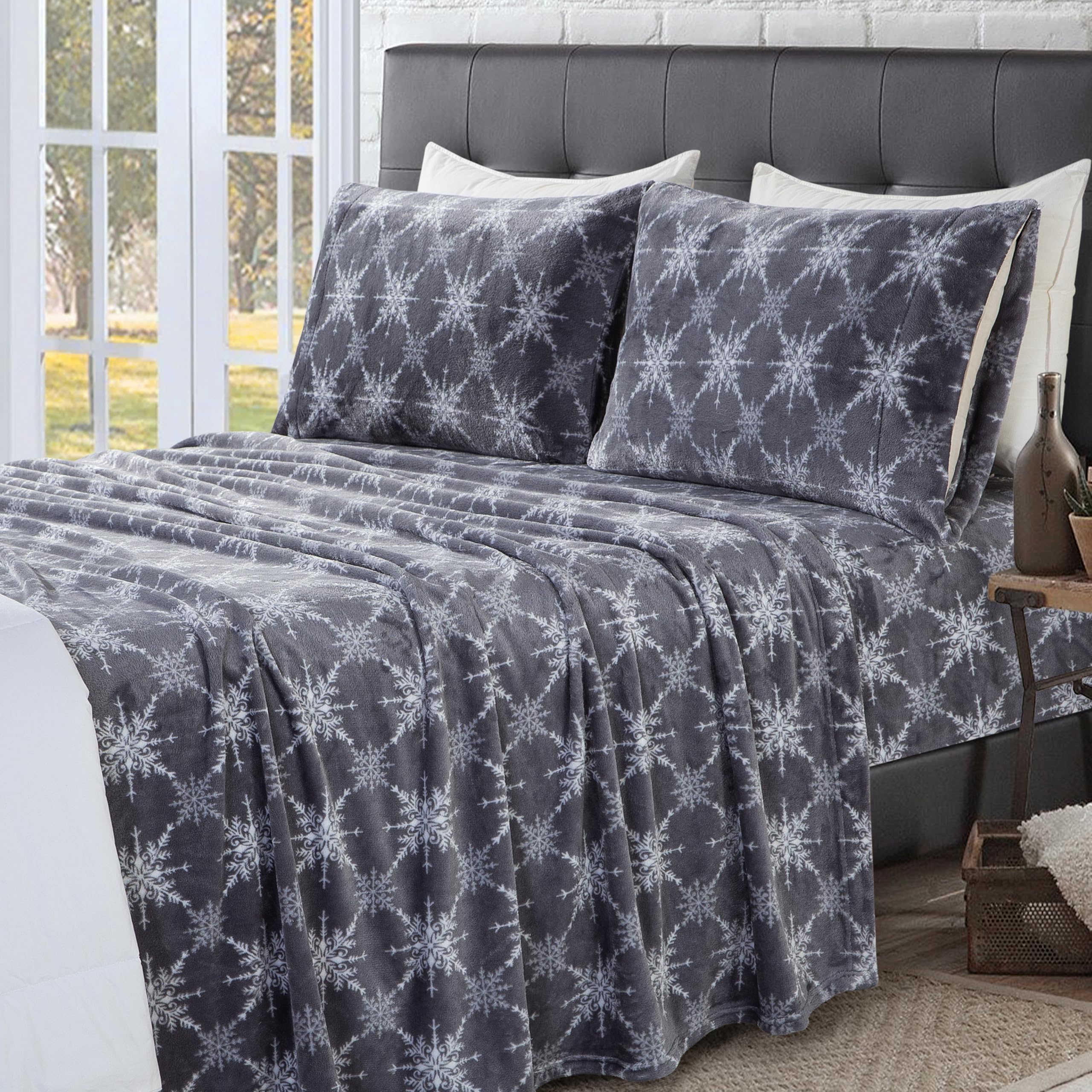 Elegant Comfort Luxuriously Soft 4-Piece Holiday Velvet Plush Flannel Sheet Set - Premium Quality - Cozy Warm, Christmas Fuzzy Velvet Flannel Fleece Deep Pocket Sheet Set - Queen, Gray Snowflake - Image 5