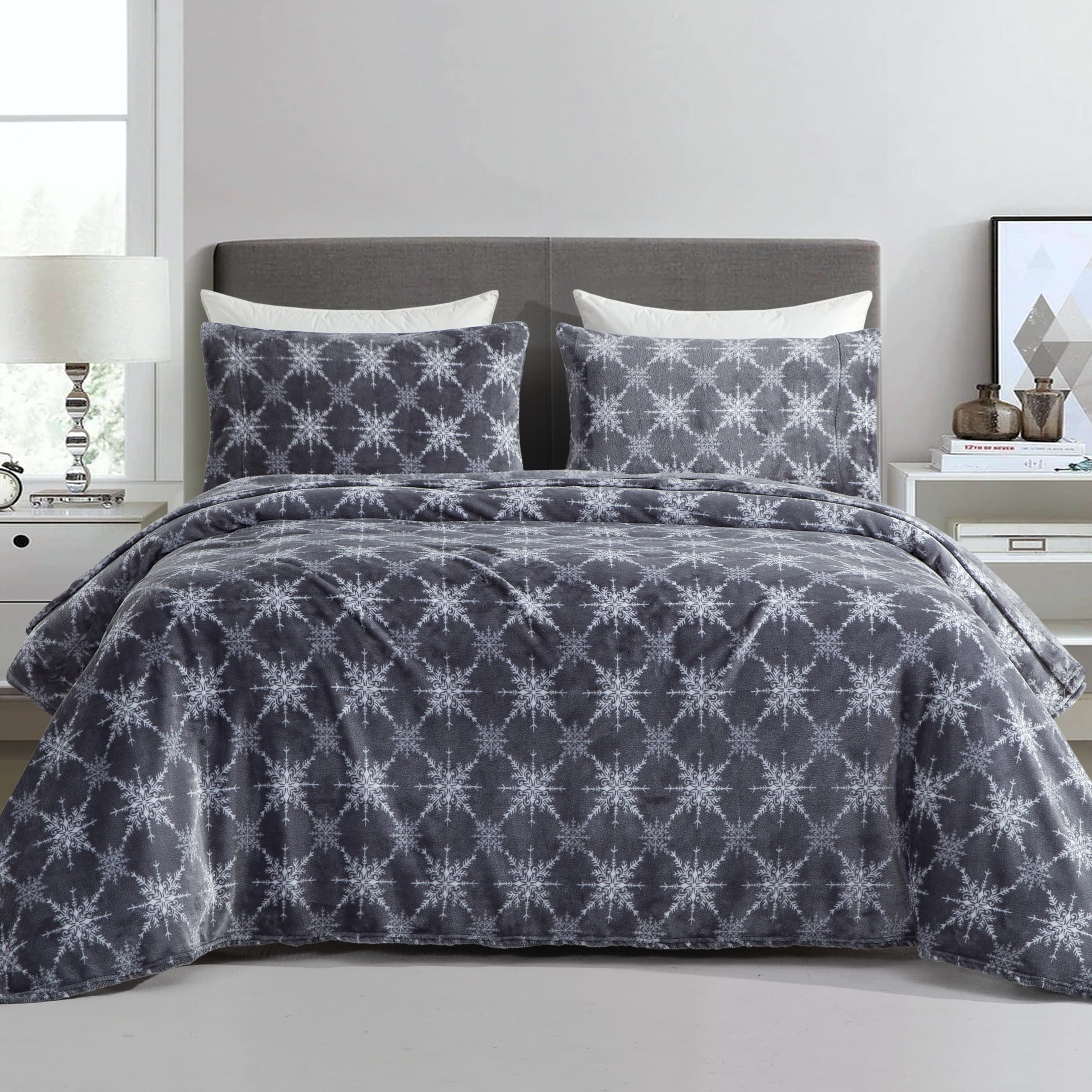 Elegant Comfort Luxuriously Soft 4-Piece Holiday Velvet Plush Flannel Sheet Set - Premium Quality - Cozy Warm, Christmas Fuzzy Velvet Flannel Fleece Deep Pocket Sheet Set - Queen, Gray Snowflake - Image 9