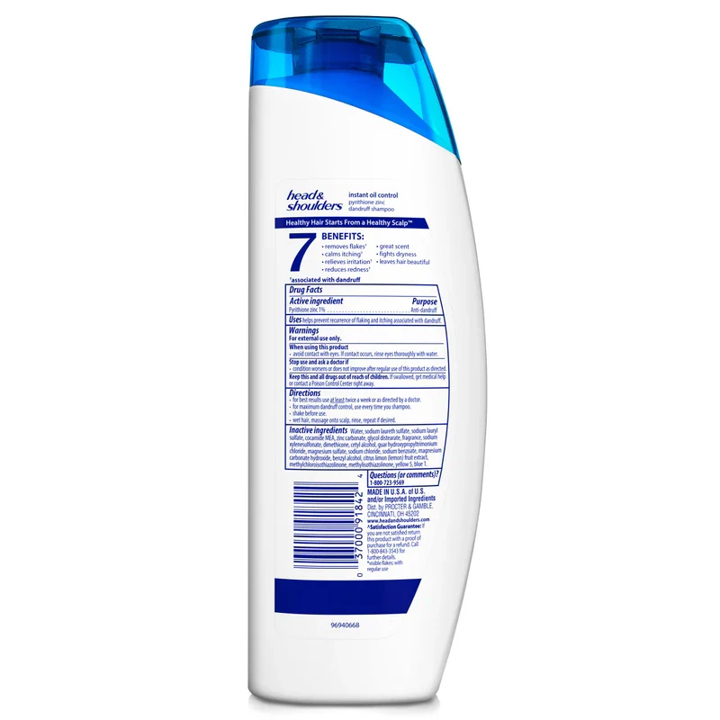 Head and Shoulders Instant Oil Control Dandruff Shampoo, 12.8 Fluid Ounce - Image 2