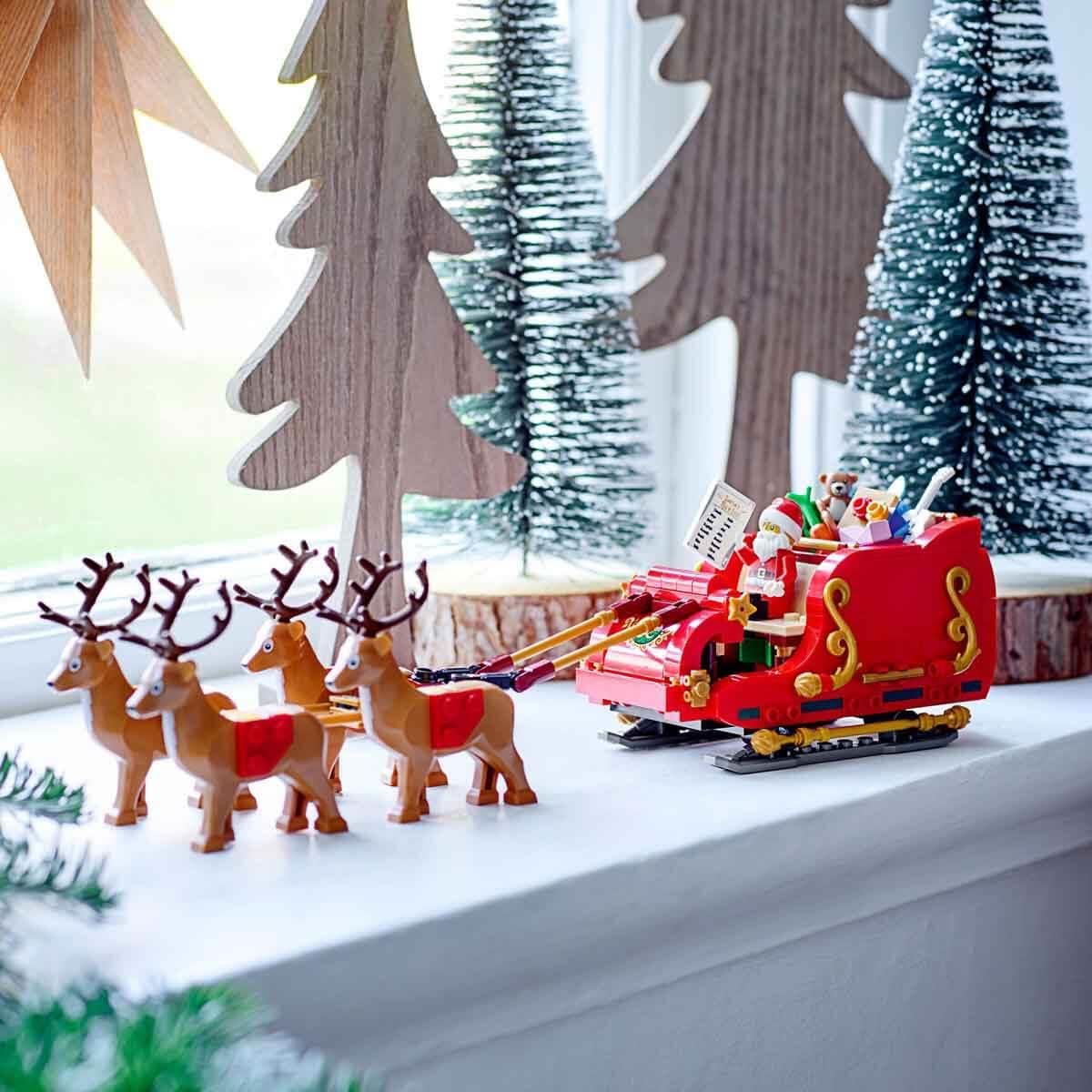 LEGO Santa's Sleigh - Building Toys for Kids, Boys & Girls, Ages 9+ - Indoor Christmas Decorations for Home W/Santa Claus Figurine & Reindeer - Gifts for Boys & Girls - 40499 - Image 7