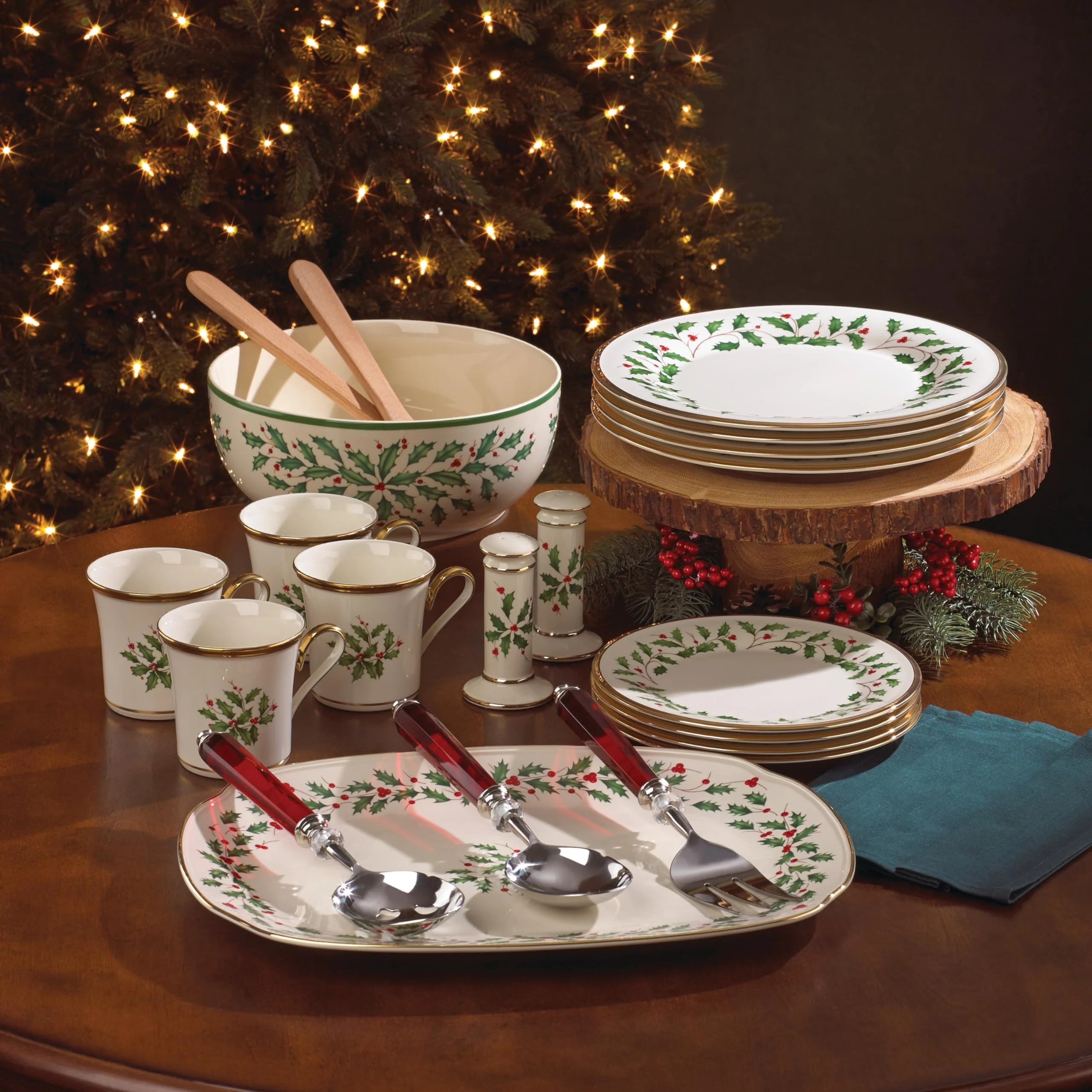 Lenox 6122048 Holiday 12-Piece-Plate-&-Mug Set, Christmas Dinnerware, Hosting - Image 3