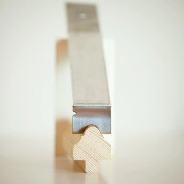 Little Scraper for Putty and Paint - Image 8
