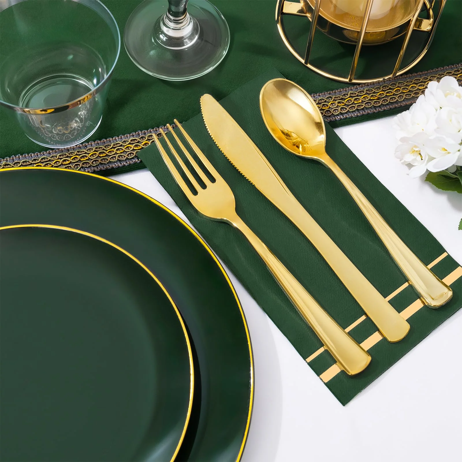 NOCCUR 350PCS Green Plastic Plates - Disposable Green Gold Dinnerware Set for 50 Guests, 100 Dinner/Dessert Plates, 150 Gold Silverware, 50 Cups&50 Napkins for Party/Wedding/Birthday/Christmas - Image 5