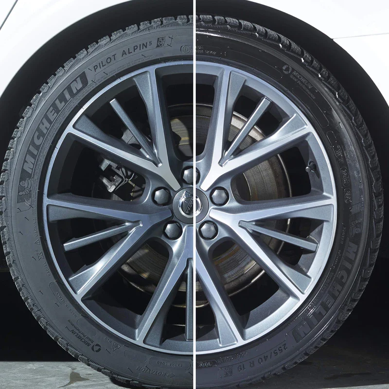 SONAX Xtreme Tyre Gloss Gel (500 ml) Nourishes and Protects Rubber and Tyres From Cracking and Colour Fading, Long-Lasting Tyre Gloss, Item No. 02352410 - Image 6
