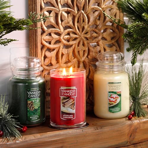 Yankee Candle Christmas Cookie Scented Classic 22oz Large Jar Single Wick Candle Over 110 Hours of Burn Time Perfect for Holiday Gifting and Celebration - Image 2